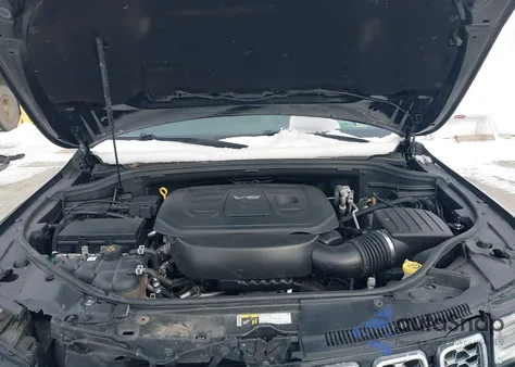 2018 Jeep Grand Cherokee Overland 4X4 z USA, uszkodzony, nr VIN 1C4RJFCG9JC453601